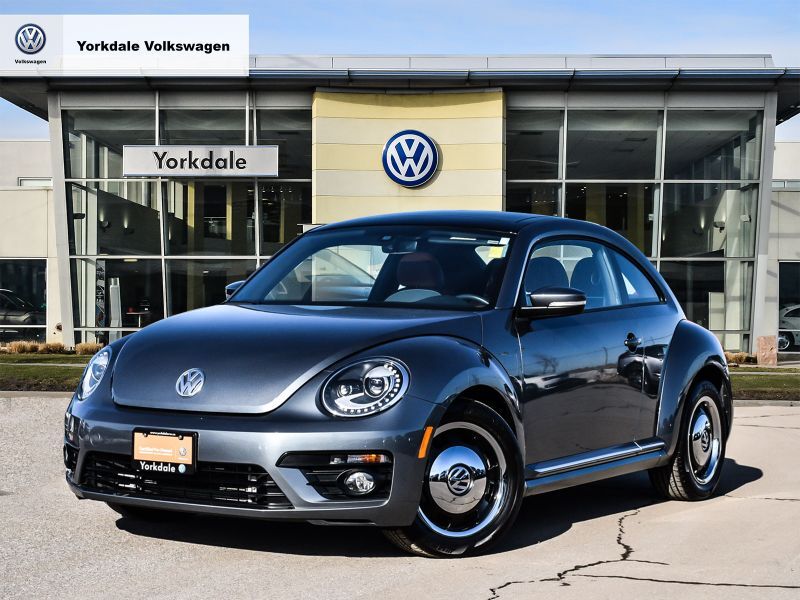 Certified Pre-Owned 2017 Volkswagen The Beetle Classic 1.8T 6sp At W ...